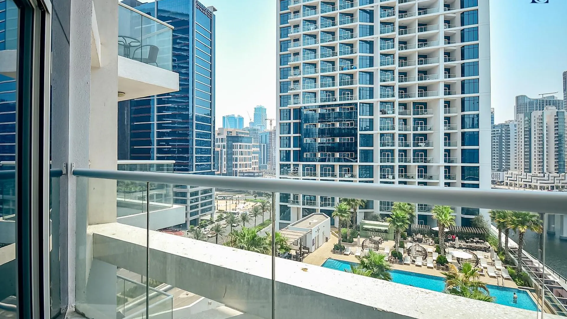 Luxury Escapes - Damac Maison Prive - Canal View Studio Apts - Near Dubai Mall Apartment