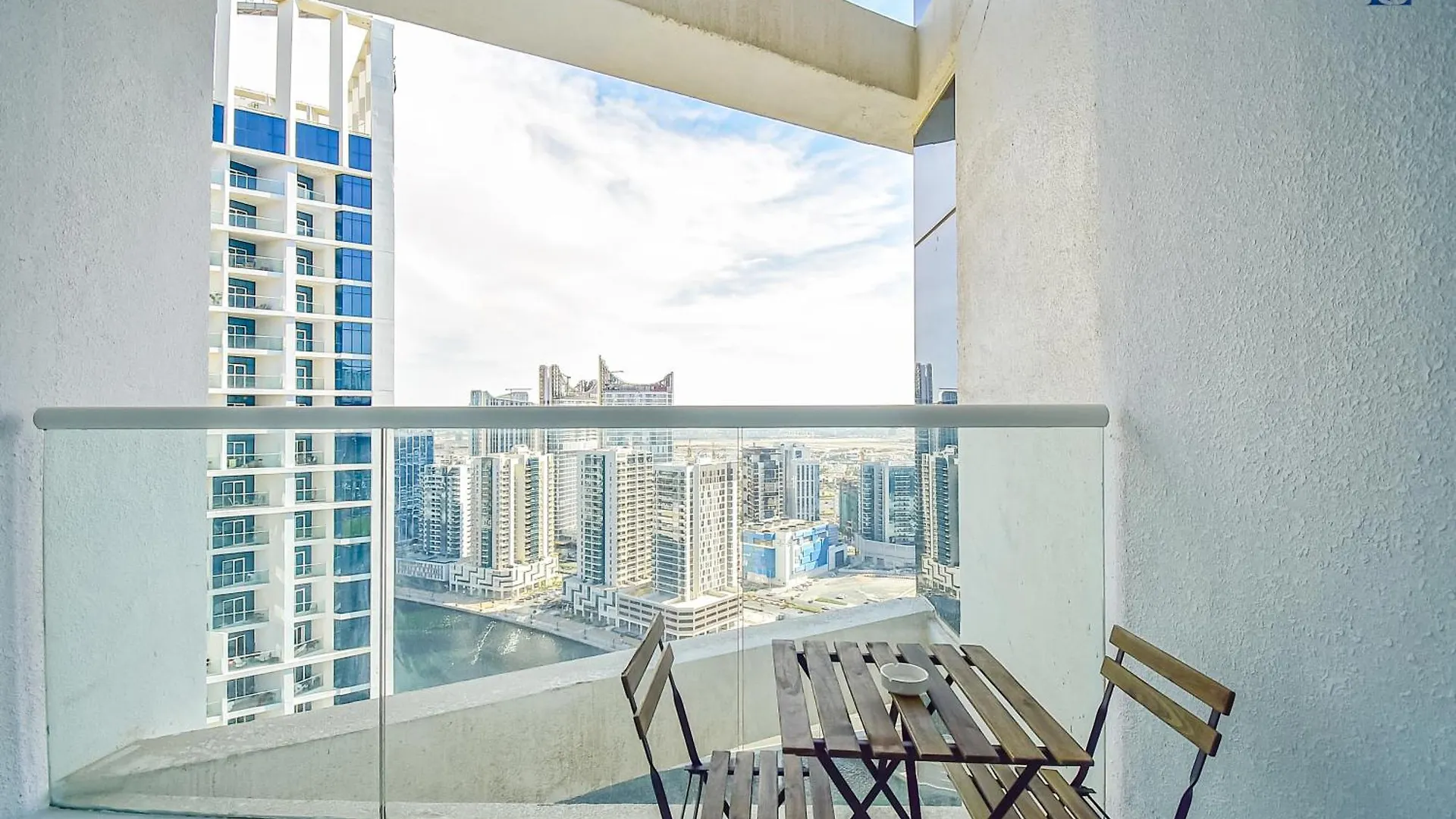 Appartement Luxury Escapes - Damac Maison Prive - Canal View Studio Apts - Near Dubai Mall