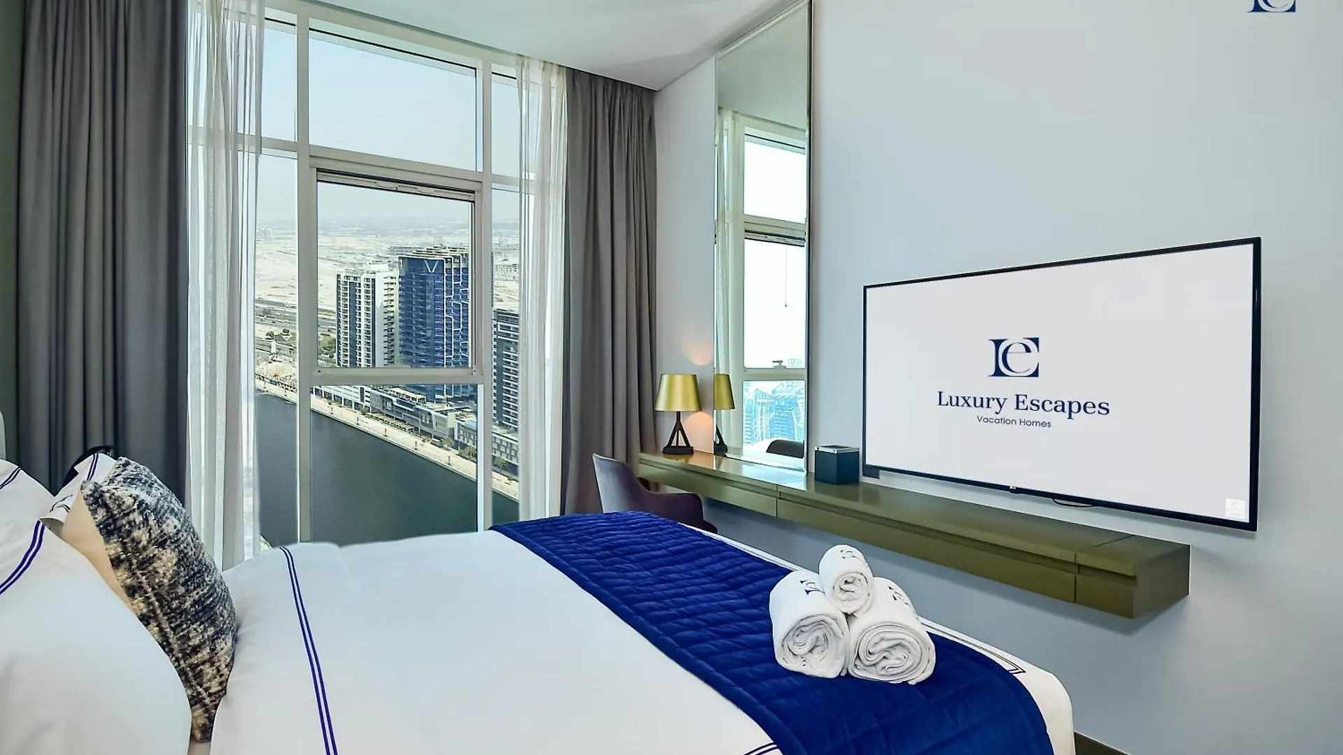 Luxury Escapes - Damac Maison Prive - Canal View Studio Apts - Near Dubai Mall Appartement