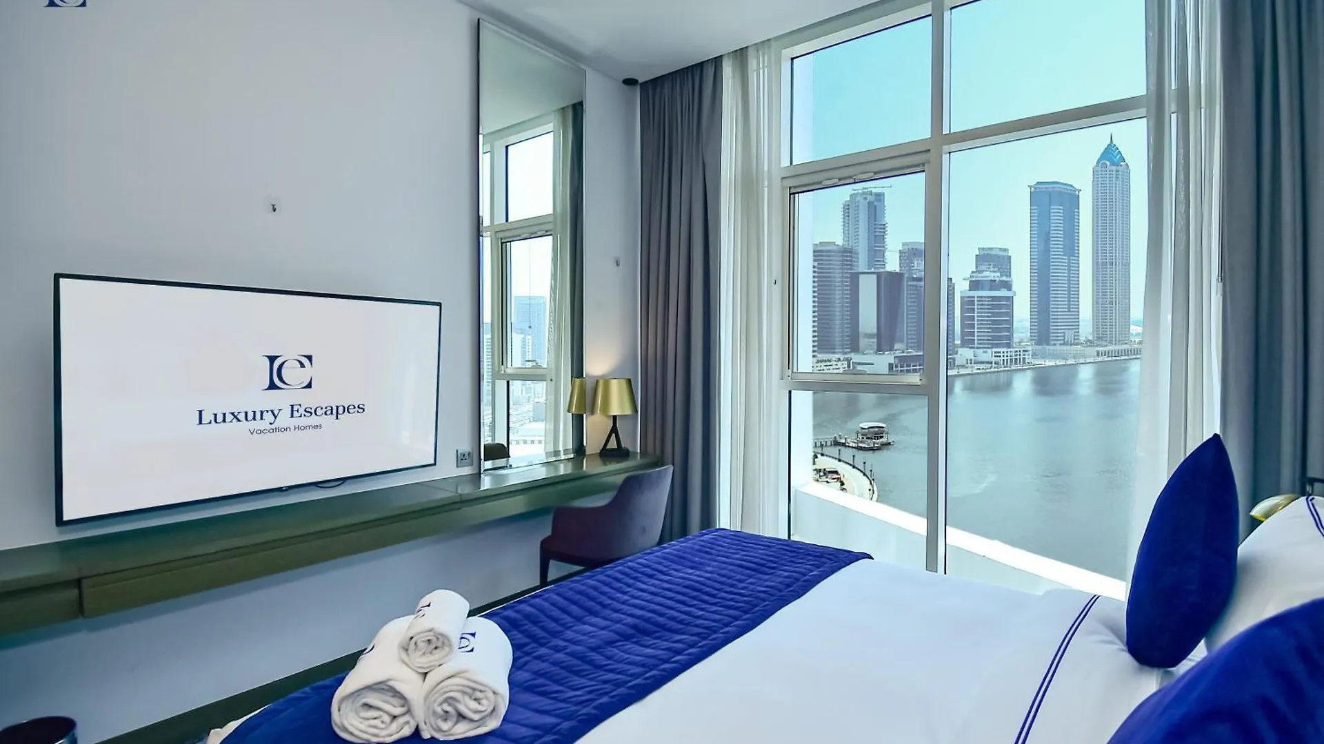 Luxury Escapes - Damac Maison Prive - Canal View Studio Apts - Near Dubai Mall Appartement