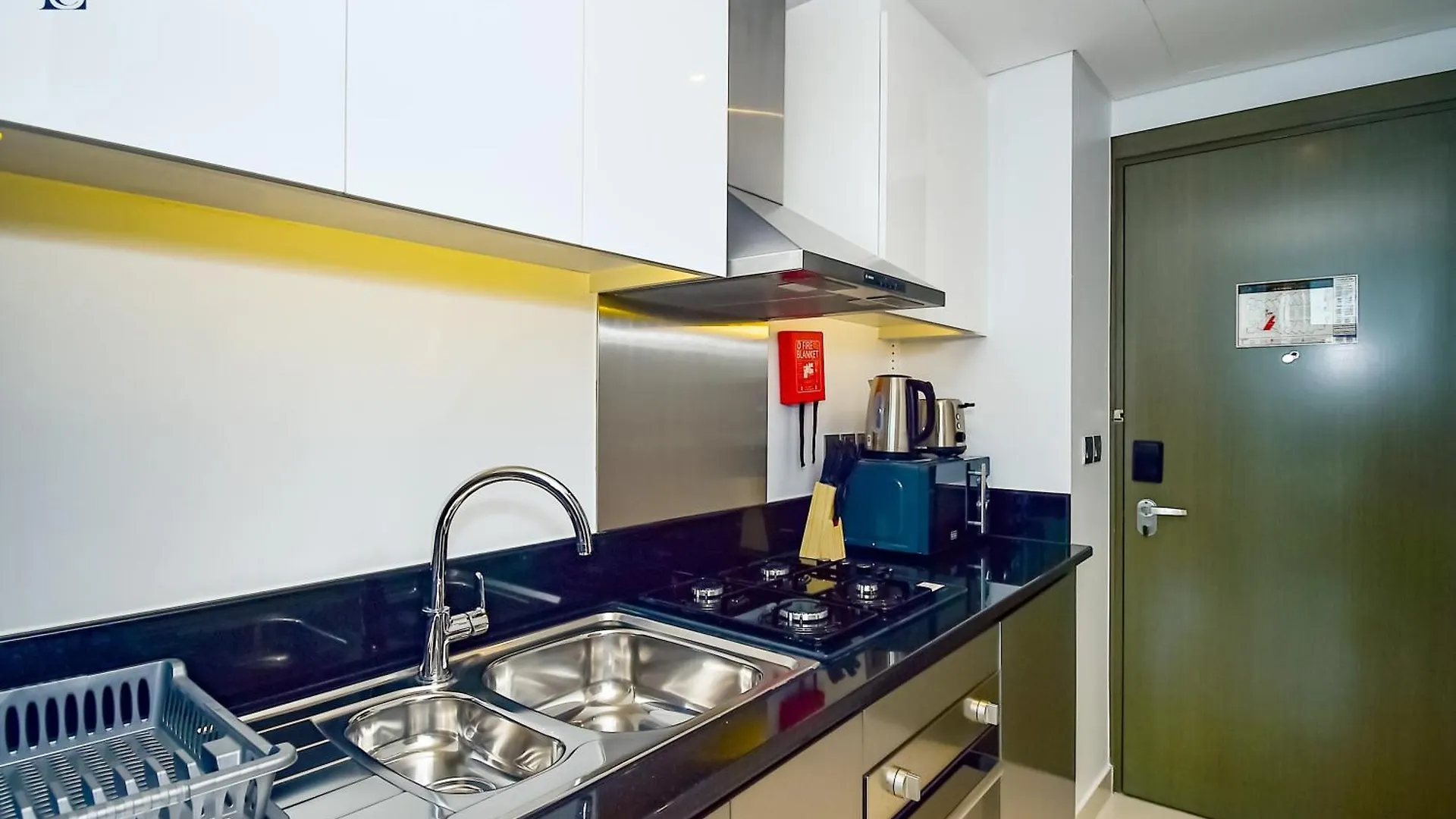 Luxury Escapes - Damac Maison Prive - Canal View Studio Apts - Near Dubai Mall Appartement