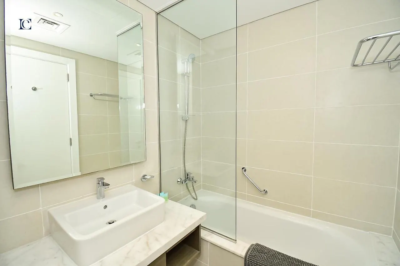 Luxury Escapes - Damac Maison Prive - Canal View Studio Apts - Near Dubai Mall 0*,  United Arab Emirates