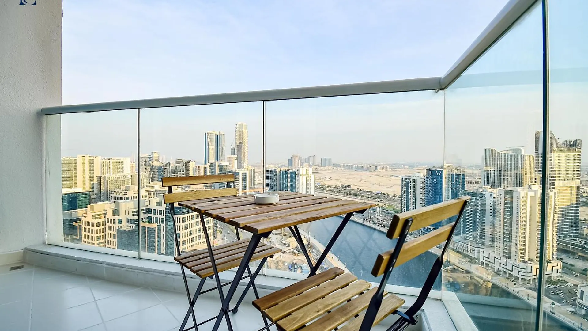 Luxury Escapes - Damac Maison Prive - Canal View Studio Apts - Near Dubai Mall United Arab Emirates
