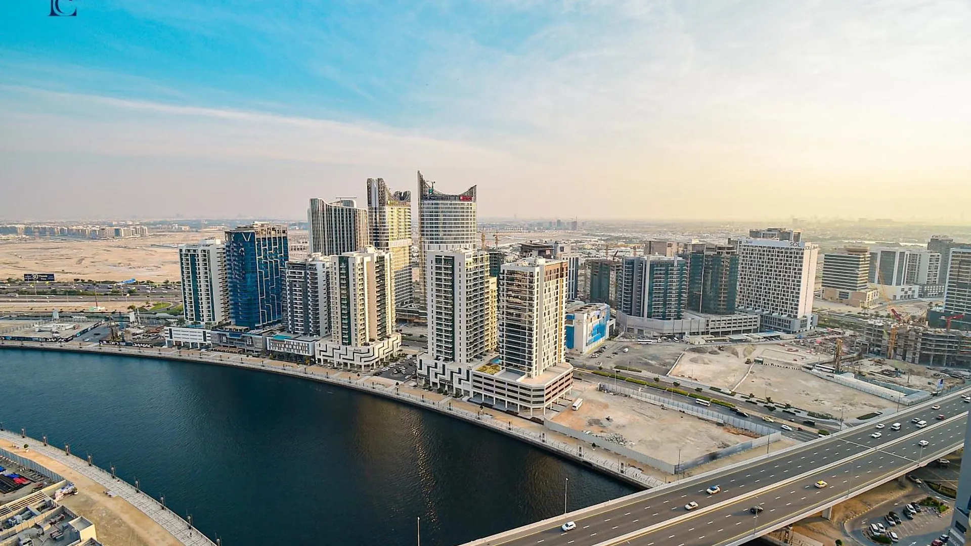 Luxury Escapes - Damac Maison Prive - Canal View Studio Apts - Near Dubai Mall Apartment