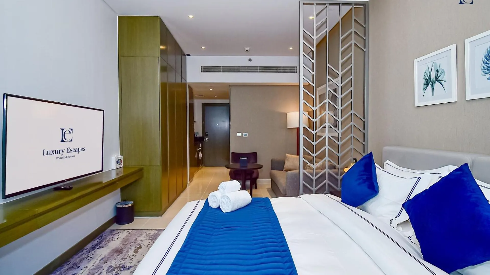Luxury Escapes - Damac Maison Prive - Canal View Studio Apts - Near Dubai Mall